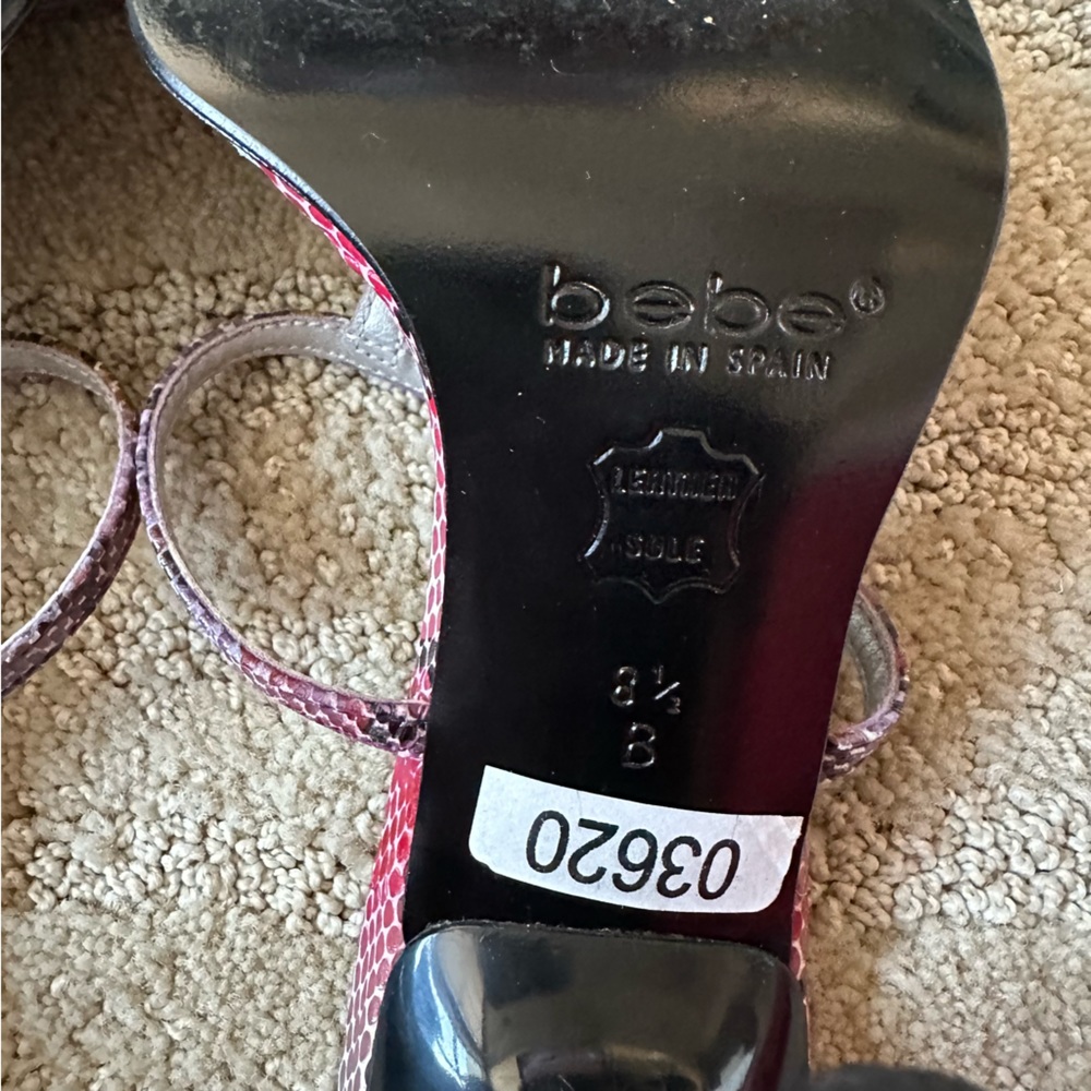Bebe Leather Snake Print T Strap Slip On High Heel Sandal Y2K Purple Pink Sz 8.5 - Picture 13 of 16